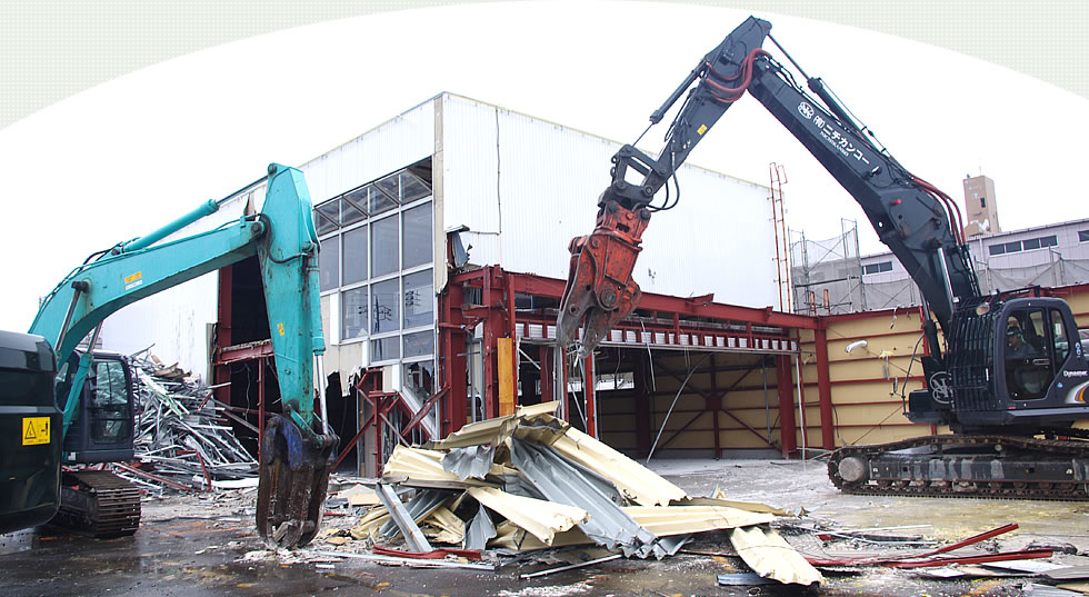 店舗施設大型施設の解体 煙突等の特殊建造物解体